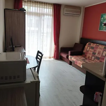 Appartamento студия в комплекс афродита 2 *